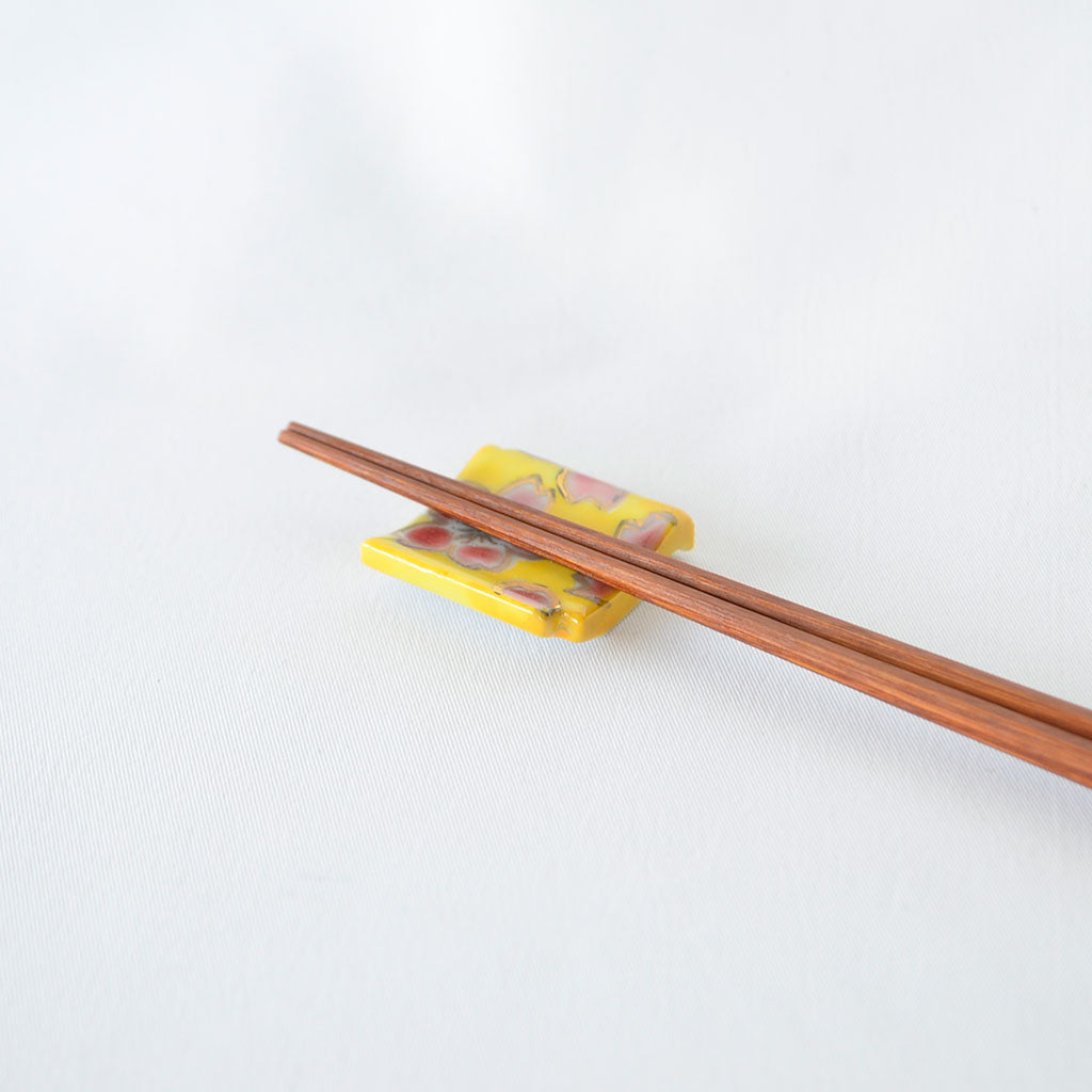 Kiyomizu ware Chopstick rest Hanayuzen