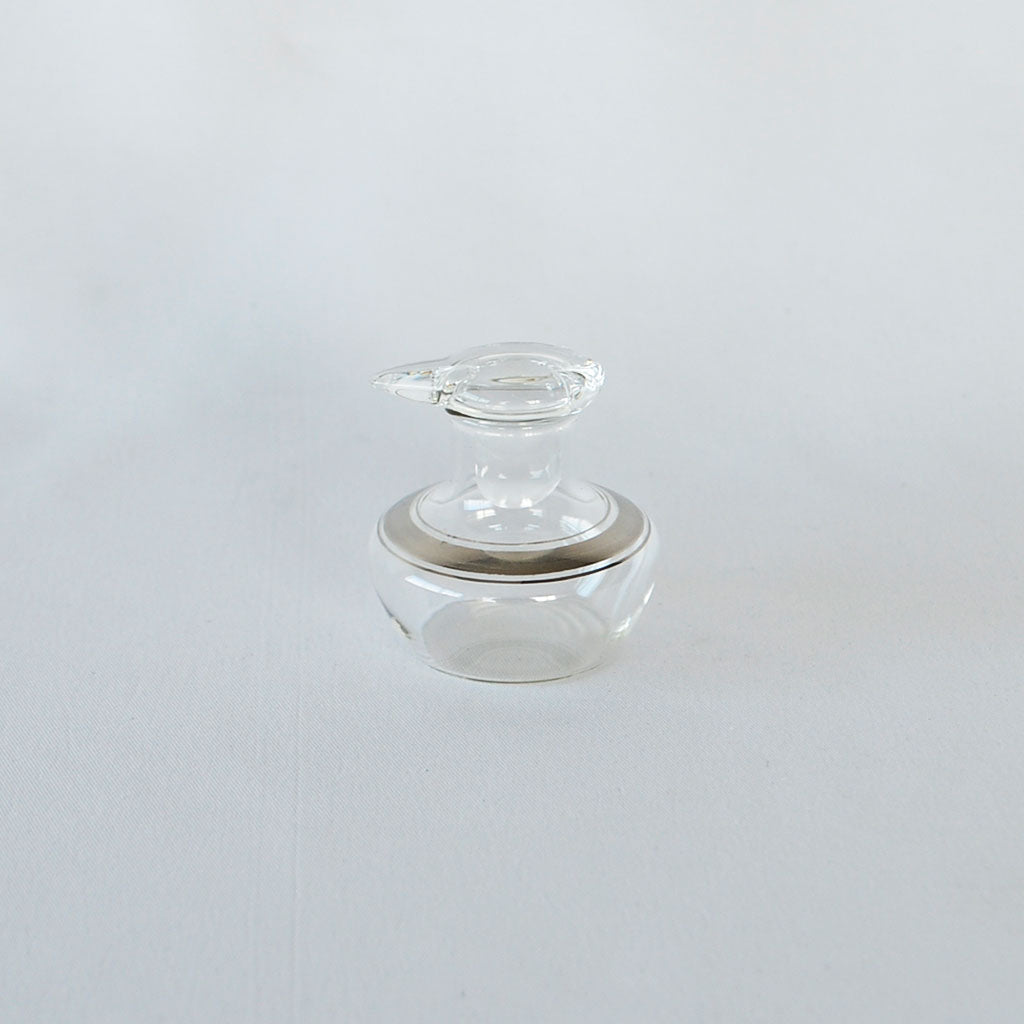 Mini Glass Soy Sauce Vessel