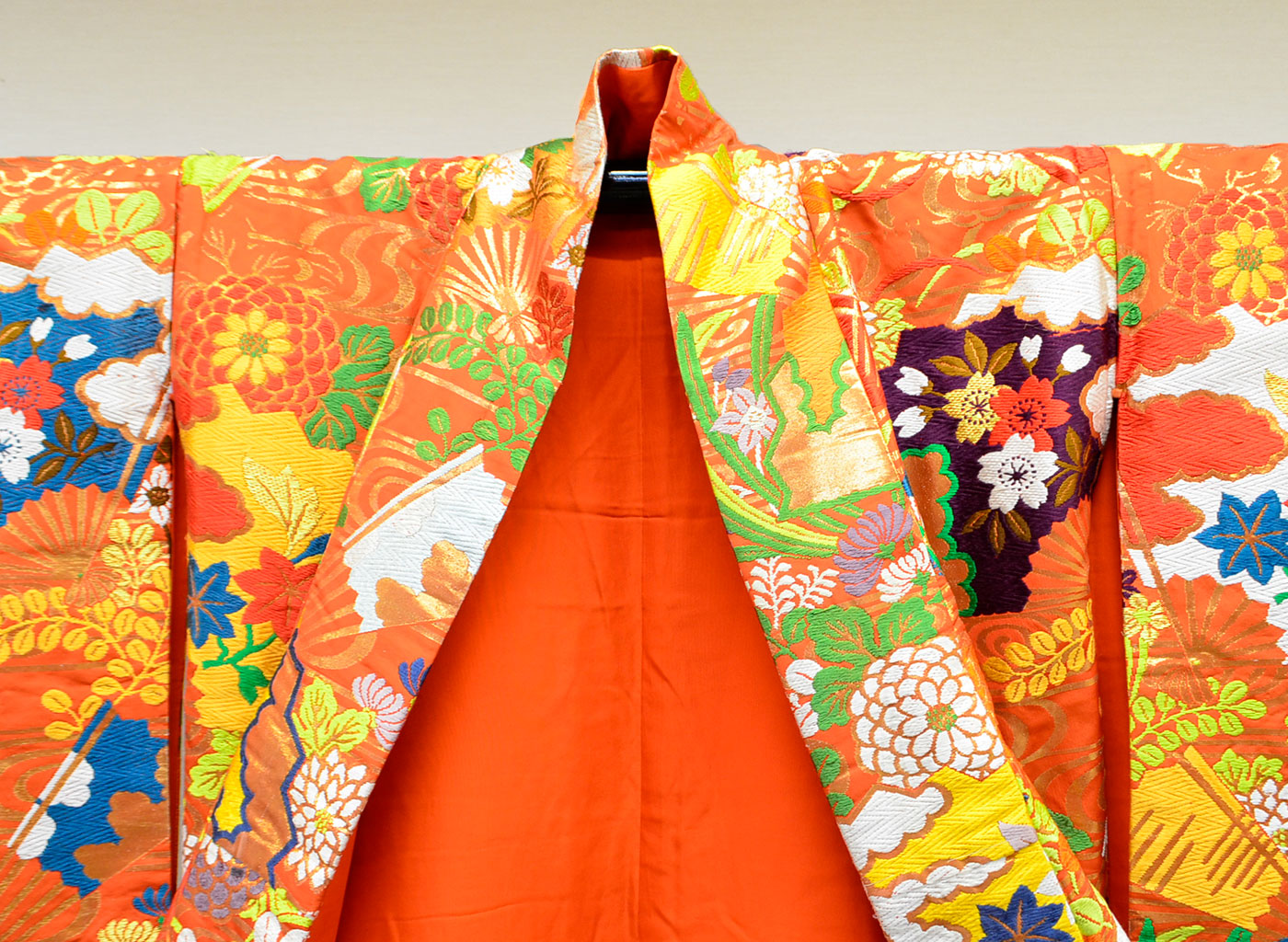 Uchikake Wedding Kimono 400 "Orange with Fans & Seasonal Flowers" (Vintage)