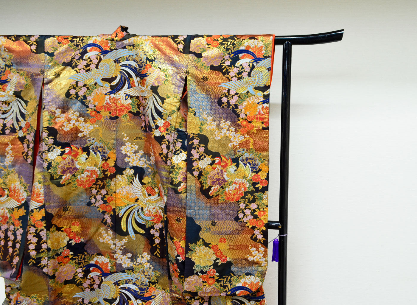 Uchikake Wedding Kimono 600 "Navy with Phoenix, Sakura & Gold Shippo Motifs" (Vintage)