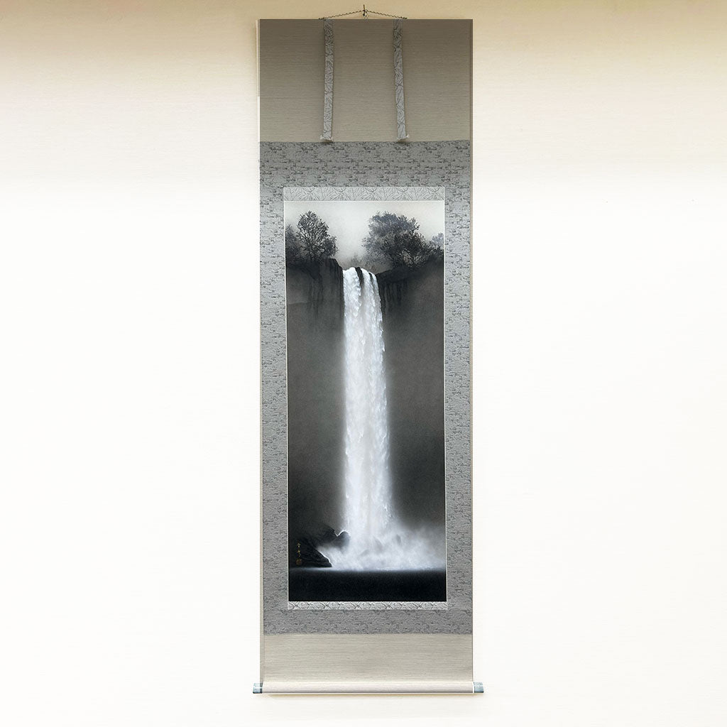 Japanese Hanging Scroll Kakejiku Yukihiko Nakagawa "Echoes of a Waterfall"