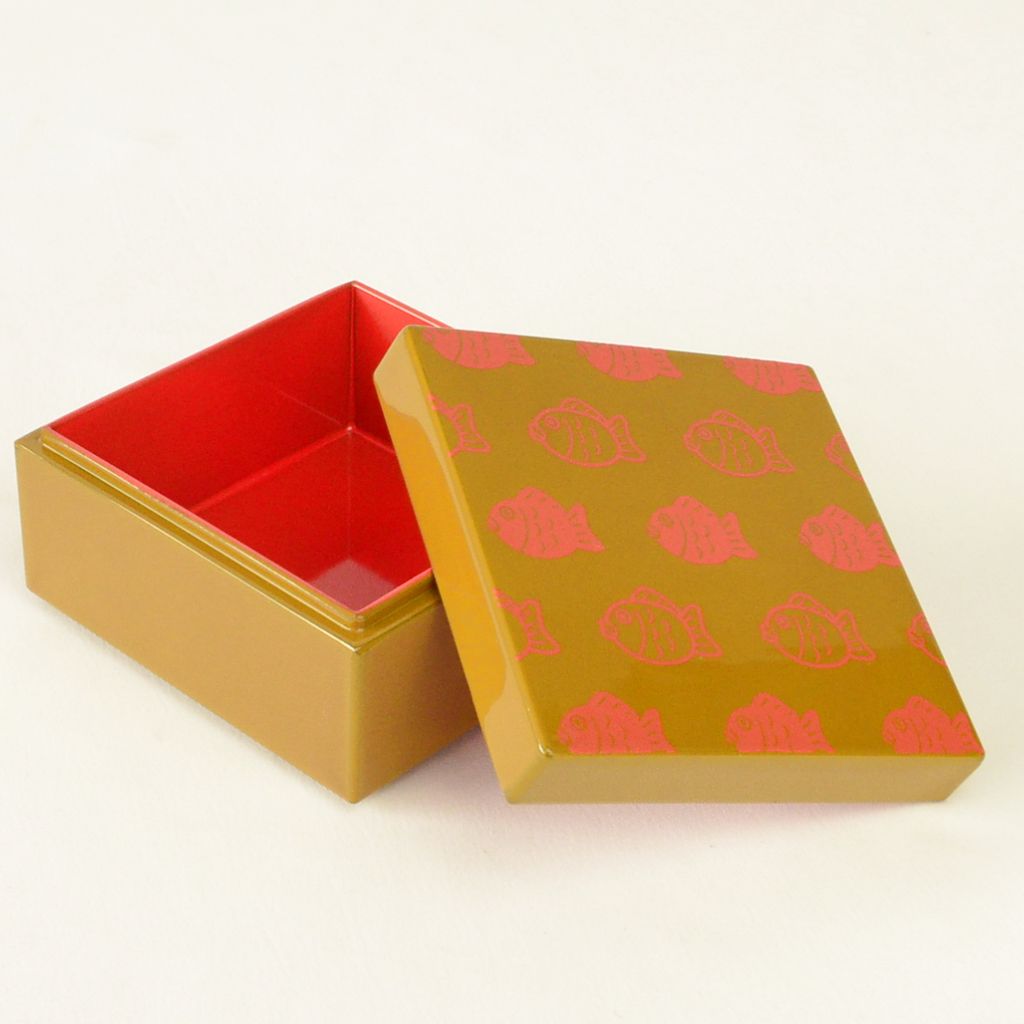 Lacquerware Small Box "Tai (Sea Bream)"●