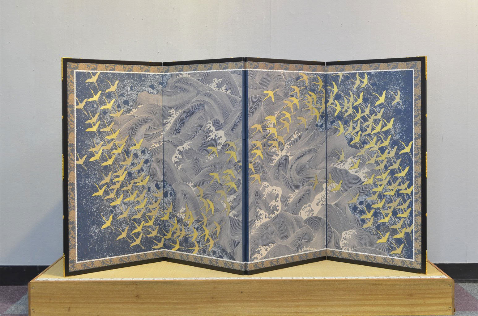 Byobu Folding Screen with 4 Panels "Flying Cranes"
