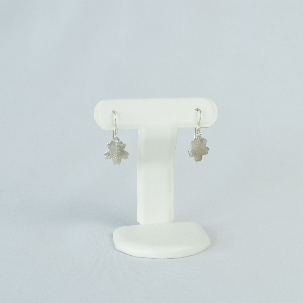 Pure Silver Pierced Earrings “Floweret Motif”