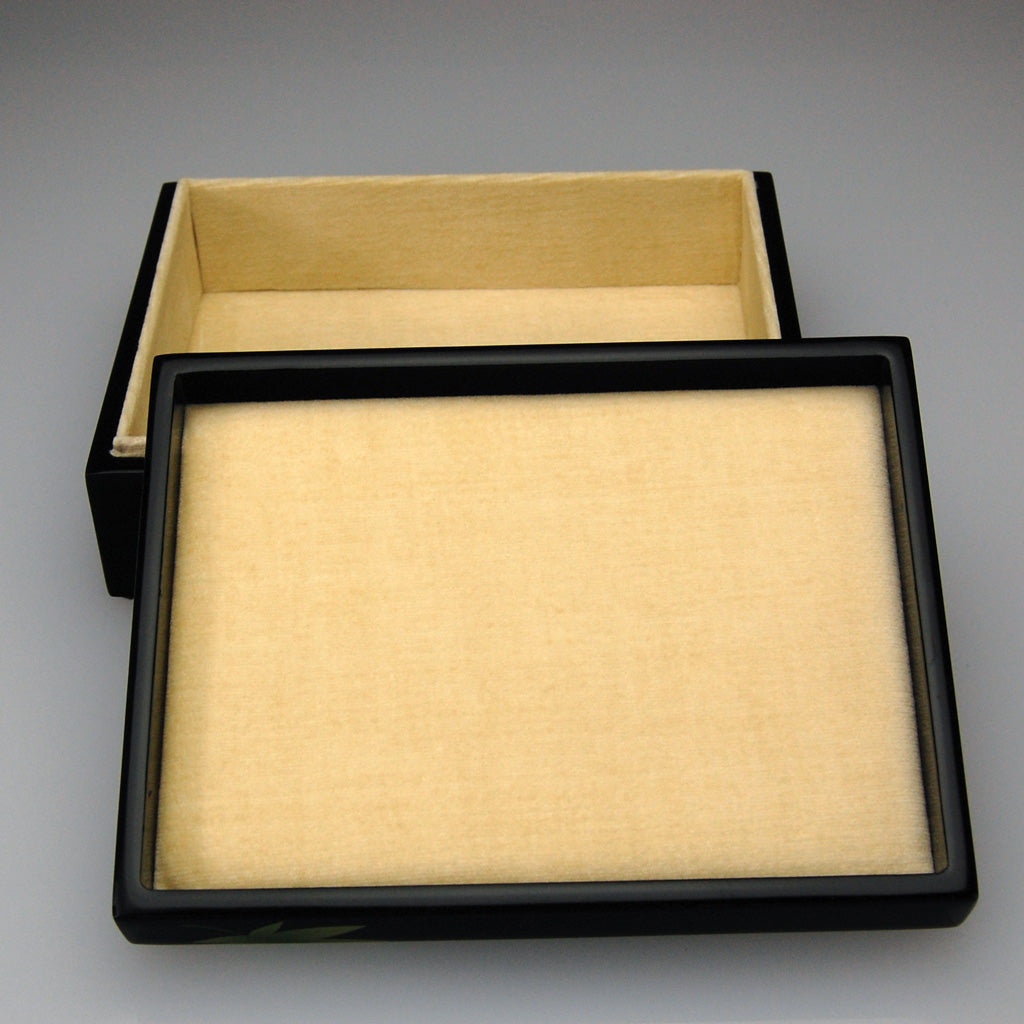Lacquerware Box "Spring and Autumn" Size 4.5 Yoshino shun-ju Aizu lacquerware