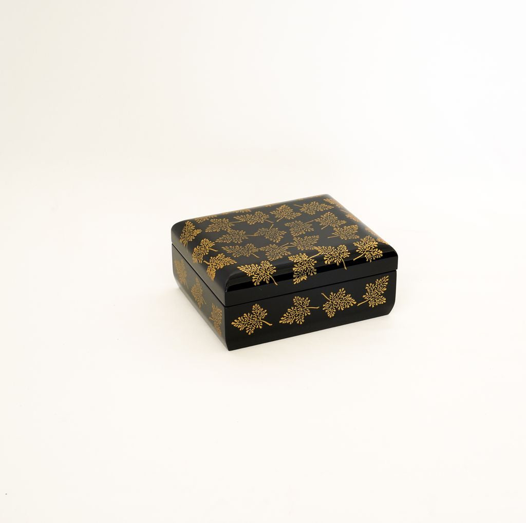 Lacquerware Box "Davallia" Size 5.0 Shinobu