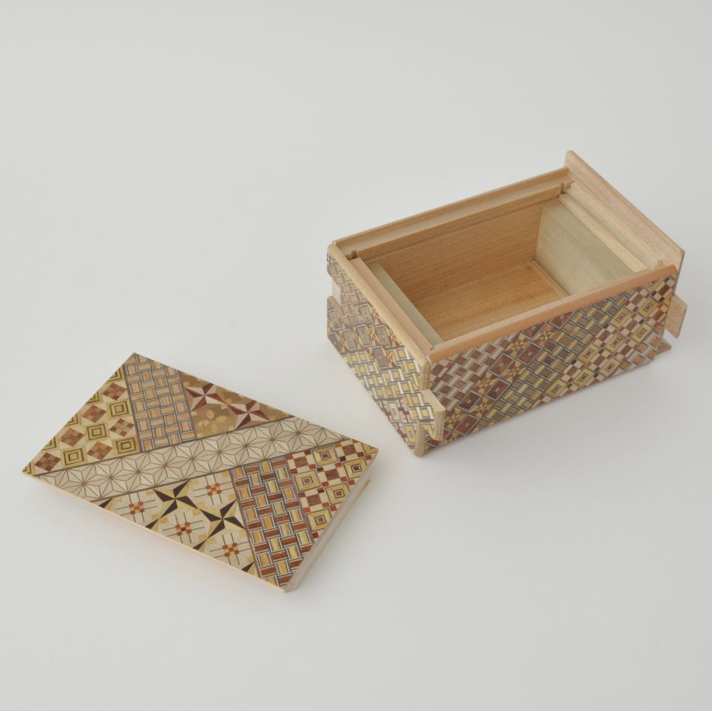 Yosegi Japanese Trick Box "Large-sized box with 21 steps"